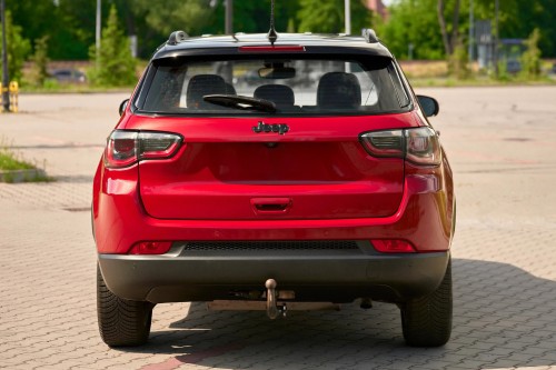 JEEP COMPASS II MP 2017-2020 PRZED FACELIFTINGIEM ZDERZAK TYLNY DOLNY Z PDC 68352695AB