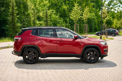 JEEP COMPASS II MP 2017-2026 LISTWA PRZEDNIEGO BŁOTNIKA PRAWA 5UP10RXFAB