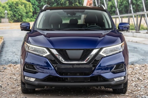 NISSAN QASHQAI II J11 2017-2020 PO FACELIFTINGU RAMKA GRILLA 62070HV00A