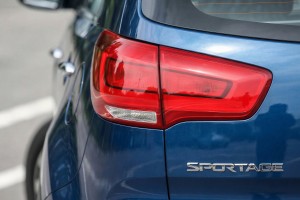 KIA SPORTAGE III SL 2014-2015 PO LIFTINGU KAROSERYJNA LAMPA TYLNA LEWA 924013W510 