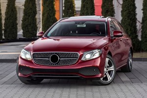 MERCEDES E-CLASS W213 2016-2020 PRZED FACELIFTINGIEM GRILL DIAMOND CZARNY Z KAMERĄ