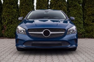 MERCEDES CLA C117 W117 2017-2019 PO FACELIFTINGU GRILL DIAMOND SREBRNY