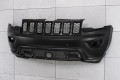 JEEP GRAND CHEROKEE IV WK2 2017-2021 PO DRUGIM FACELIFTINGU KOMPLETNY ZDERZAK PRZEDNI Z PDC BEZ SPRYSKIWACZY Z CZARNYM GRILLEM 68333498AA