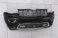 JEEP GRAND CHEROKEE IV WK2 2017-2021 PO DRUGIM FACELIFTINGU KOMPLETNY CHROMOWANY ZDERZAK PRZEDNI Z PDC BEZ SPRYSKIWACZY Z CHROMOWANYM GRILLEM 68333498AA