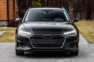 AUDI A4 B9 2019-2024 PO FACELIFTINGU RAMKA GRILLA CHROMOWANA 8W0853651D