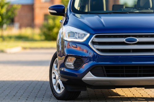 FORD ESCAPE MK3 III 2016-2019 PO FACELIFTINGU LAMPA PRZECIWMGIELNA PRZEDNIA PRAWA Z KIERUNKOWSKAZEM GV4413B220