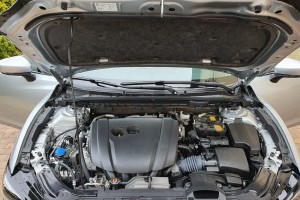 MAZDA 6 III GJ 2016-2018 PO PIERWSZYM FACELIFTINGU ZAWIAS POKRYWY MASKI PRAWY GHP952410B