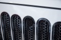 JEEP WRANGLER JK 2007-2018 WKŁADKI GRILLA CZARNE ABS Z OTWOREM POD ZAMEK