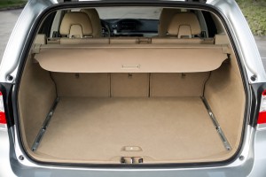 VOLVO XC70 II 2007-2016 ROLETA BAGAŻNIKA BEŻOWA 39882851 
