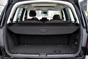 MERCEDES GL X164 2006-2012 ROLETA BAGAŻNIKA CZARNA A1648600175