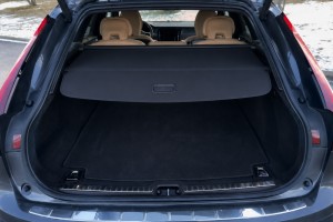 VOLVO V90 2016-2025 ROLETA BAGAŻNIKA CZARNA 32310685