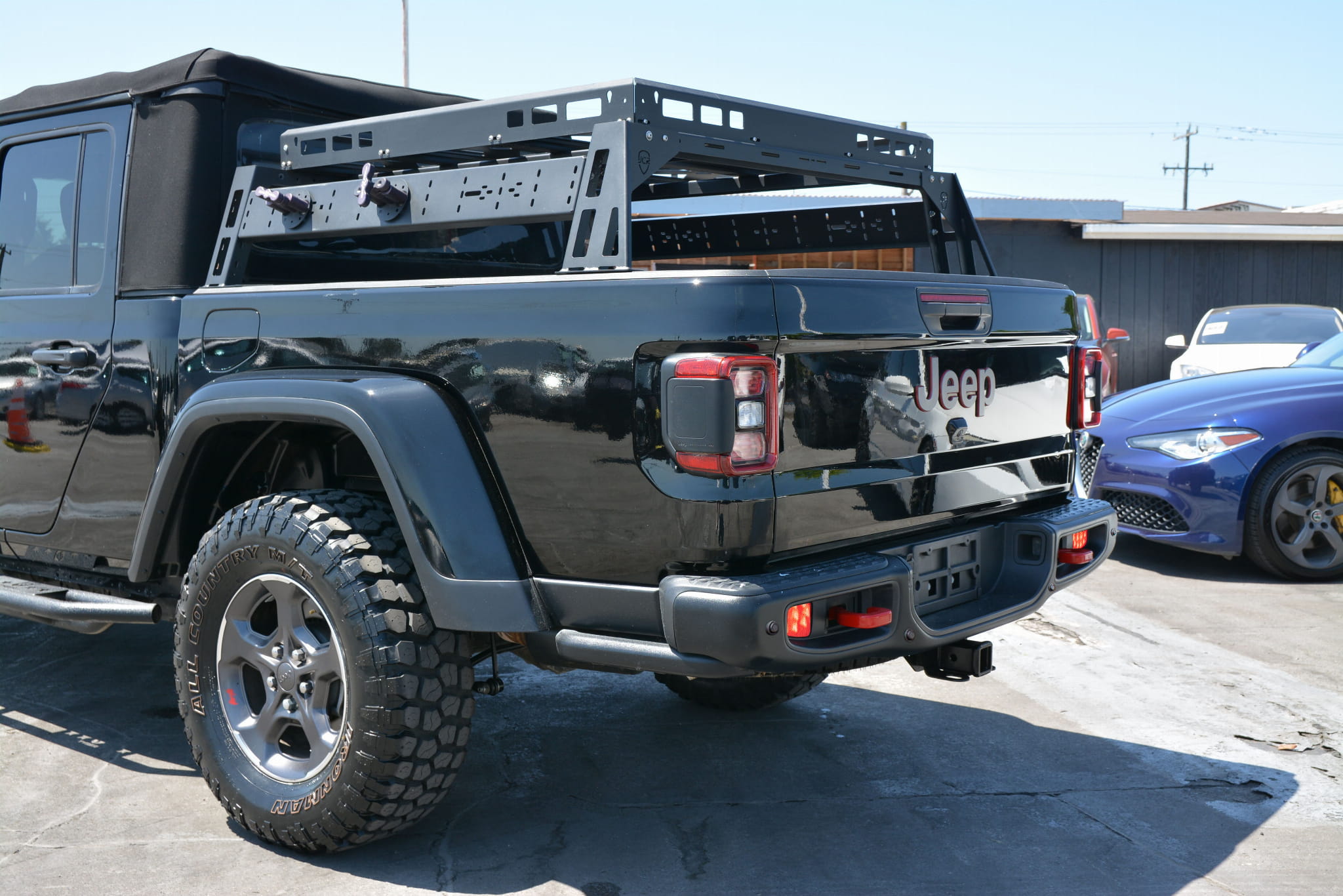 ontto Custodia per chiave auto, adatta per Jeep Wrangler JL Gladiator JT 2018-2021 Coprichiave, accessorio di protezione in pelle, Guscio Cover per Chiave con portachiavi 2 pulsanti, marrone